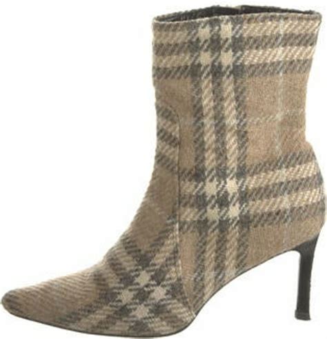 Burberry Nova Check Pattern Socks 